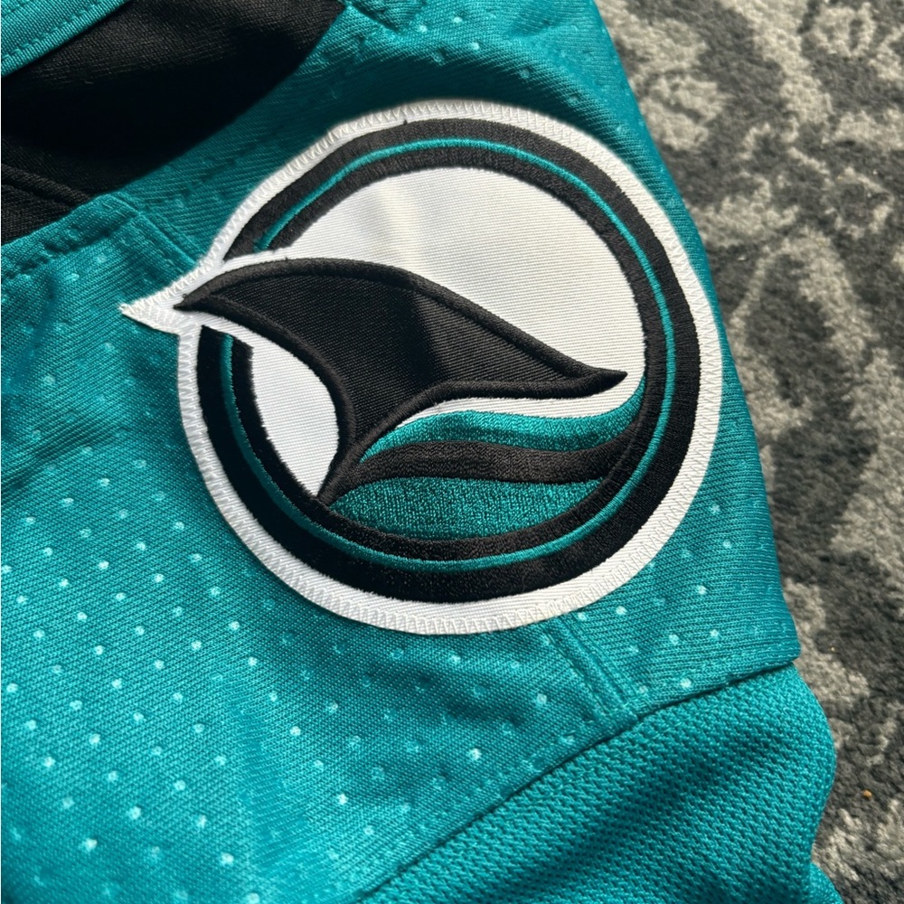 Authentic Sharks Burns Jersey sz 54 NWT - Picture 8 of 8